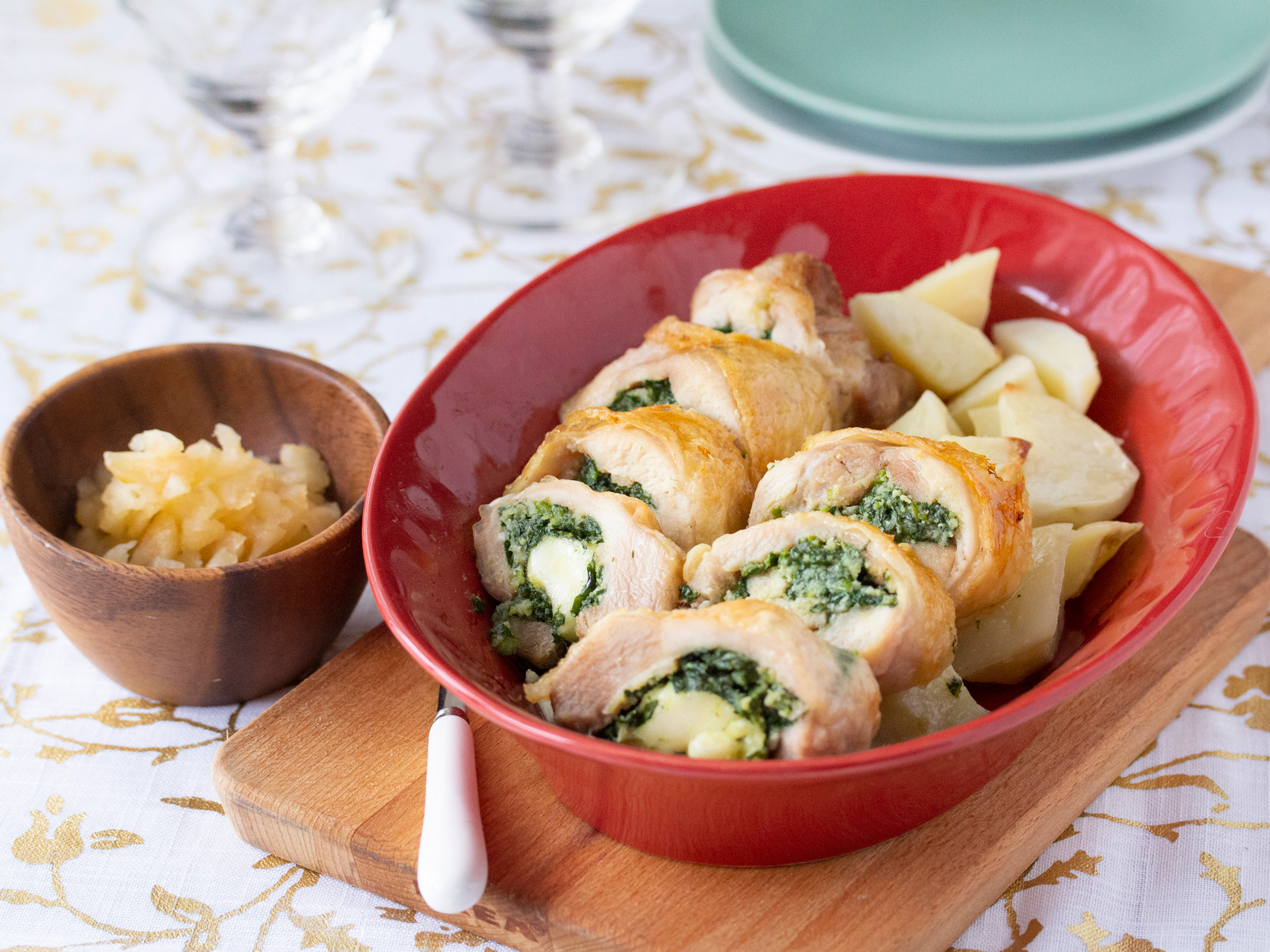 パリッと焼けるローストチキンロール