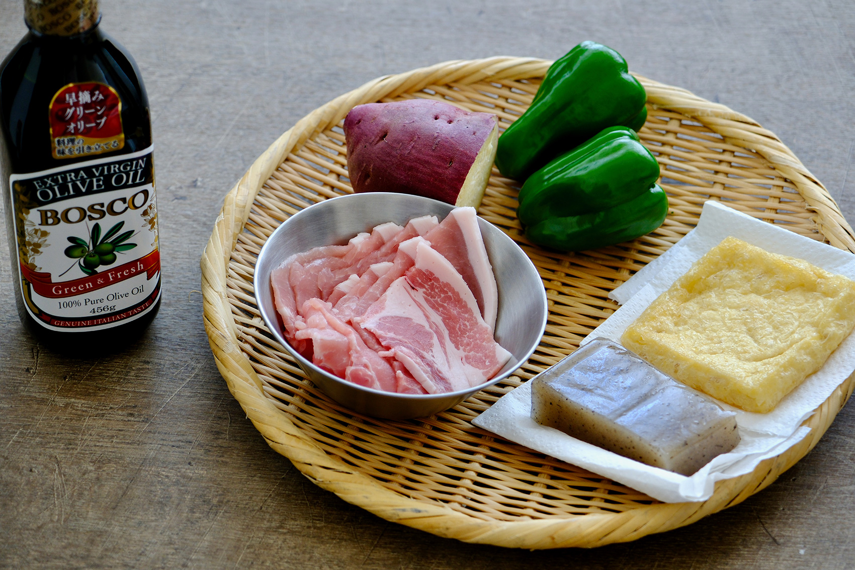 乾燥が気になる季節。肌ケアはどうする?