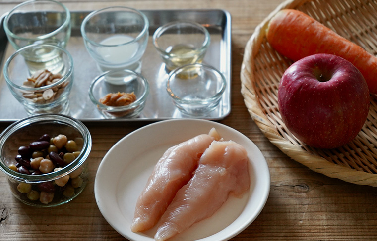 湿気による髪のお悩みに！毎日の食事でするヘアケア