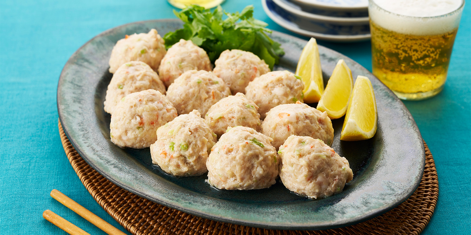 エスニック風エビと鶏肉団子の蒸しもの