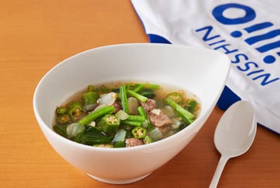 フフとオクラスープ